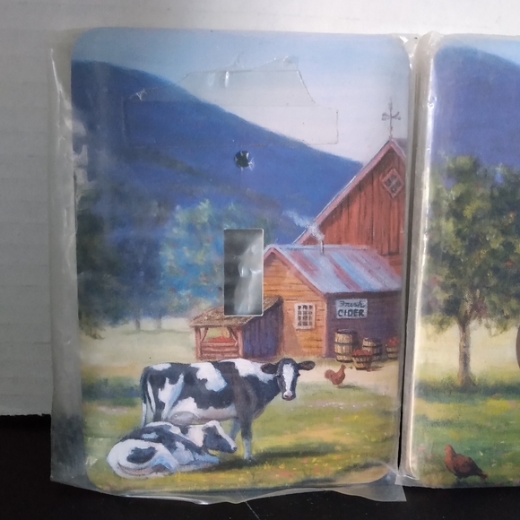 Switchplate Gallery Holstein cows - Picture 2 of 7